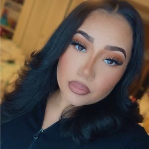 Meet your Posher, Saleen